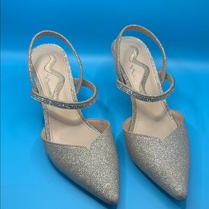 Nina Beige Heels Sleek Pointed-Toe Design